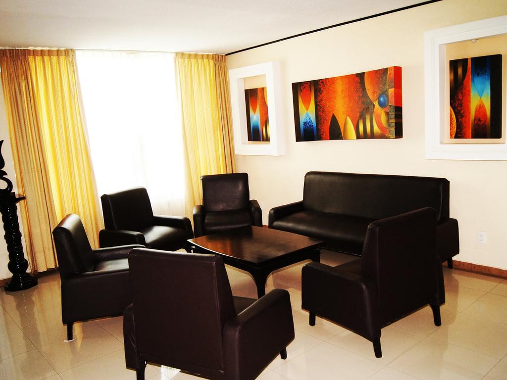 Hotel Mary Celaya Kültér fotó