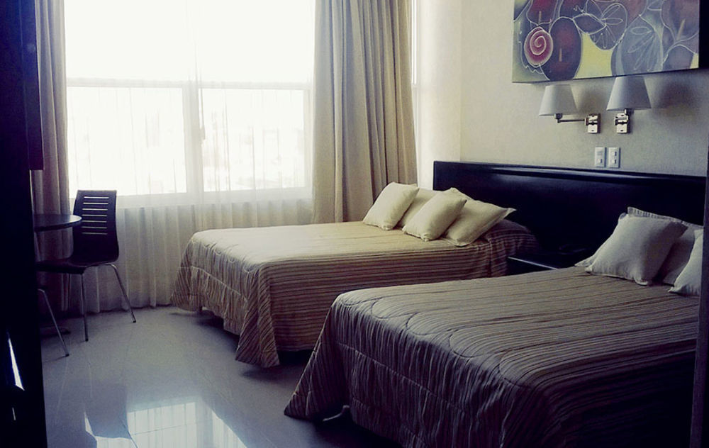Hotel Mary Celaya Kültér fotó